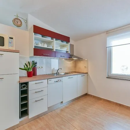 By The Sea - 18523 Apartment *