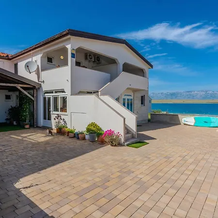 By The Sea - 18523 Apartment
