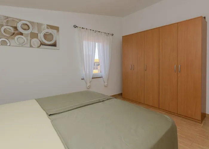 By The Sea - 18523 Apartament *