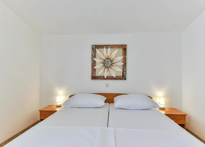 By The Sea - 18523 Apartman *